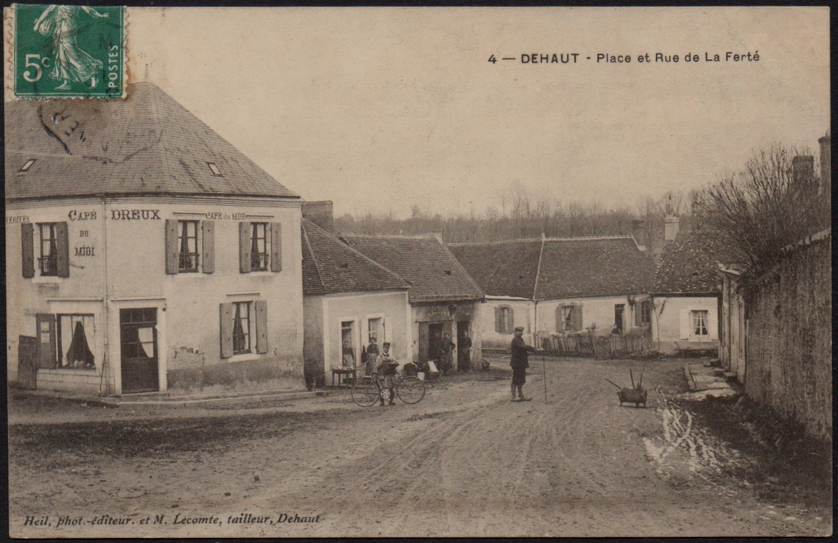 Courrier-Convoyeur Mamers au Mans = Facteur sur Carte Postale de Déhault 1910 